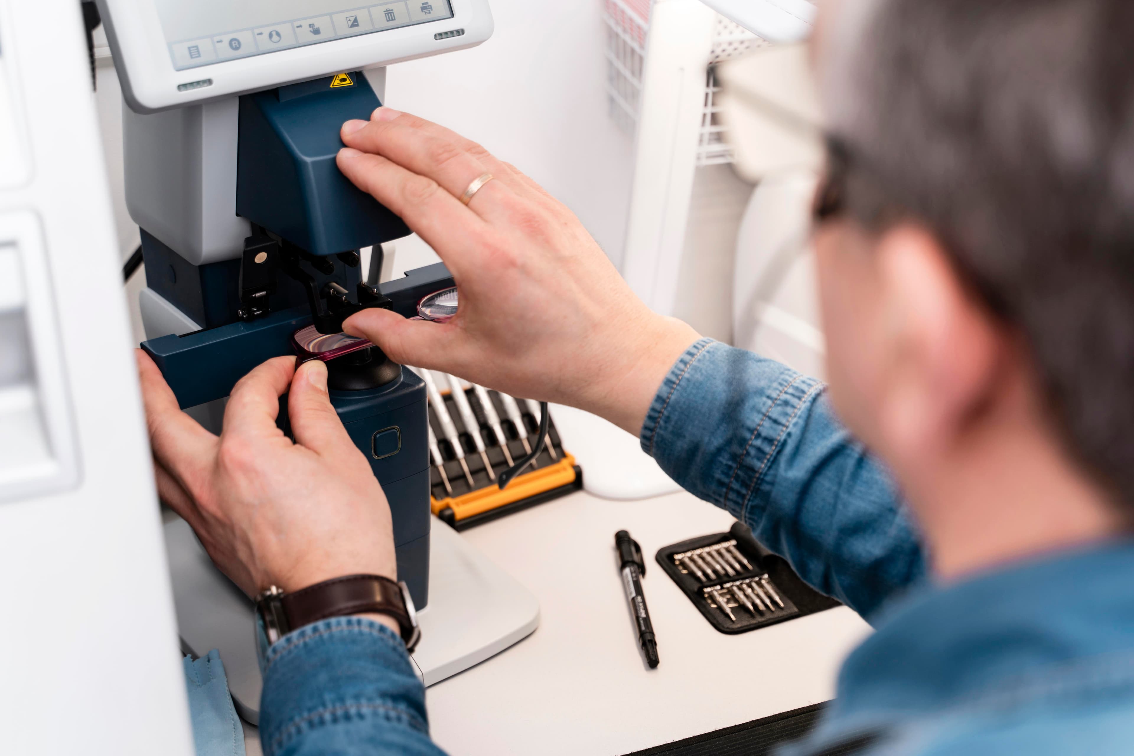 Automatic Thread Trimming